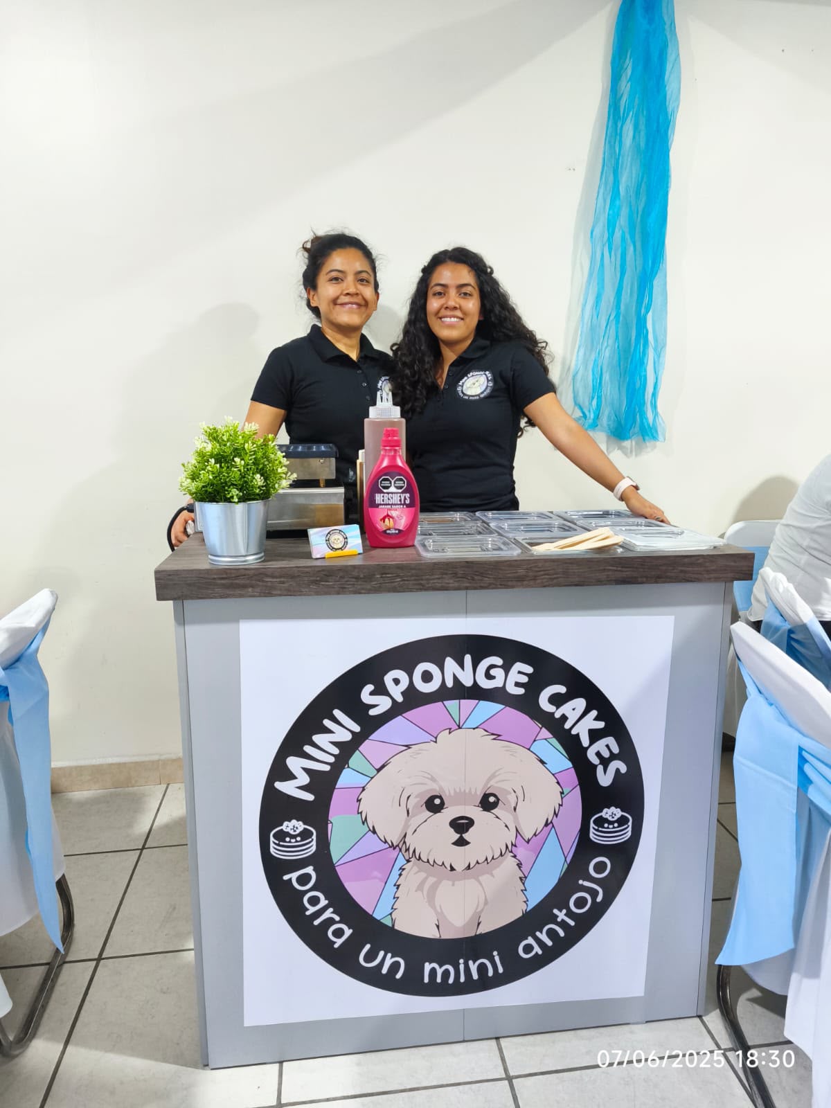 Kimberly y Pamela, fundadoras de Mini Sponge Cakes